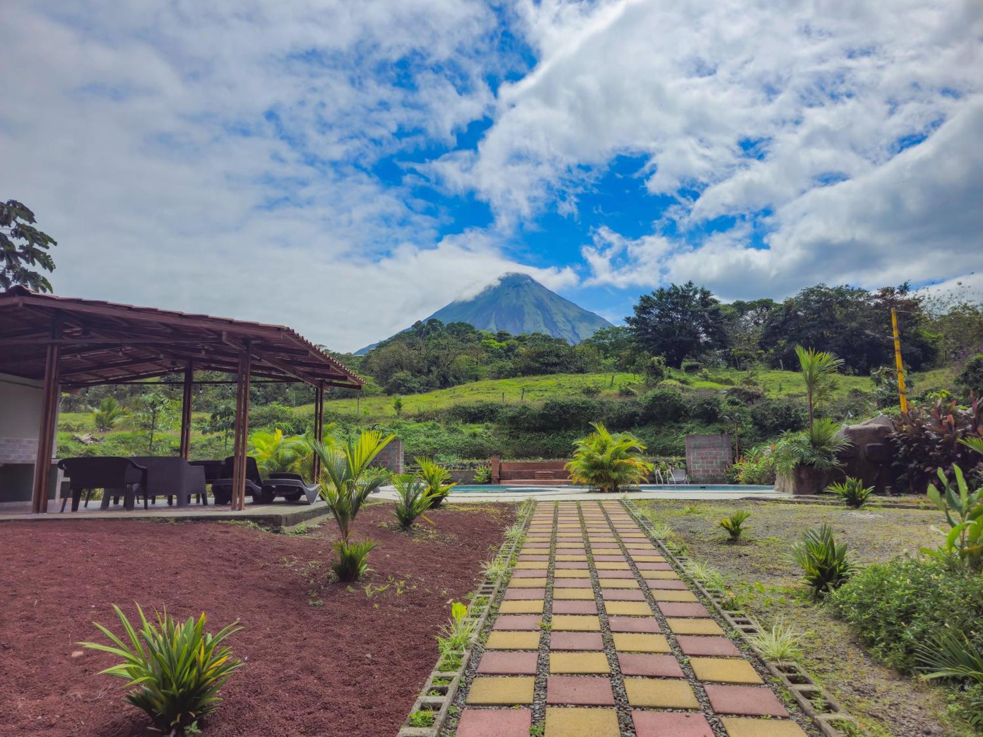 Confort Arenal La Fortuna Exterior foto